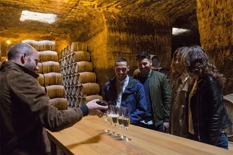 Conviértete en bodeguero por un día con las experiencias Verum para celebrar el día del enoturismo