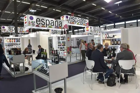 Vinexpo 2015-Salon Mondiale des Vins et des Spiritueux-Bordeaux-Gironde-France. Du 13 au 18 Juin 2015.