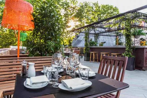Apuesta al blanco para despedir el verano con Vinoselección