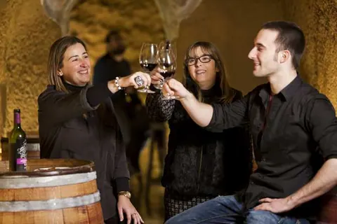 ACEVIN se suma, un año más, a la celebración del Día Europeo del Enoturismo a través de las Rutas del Vino…