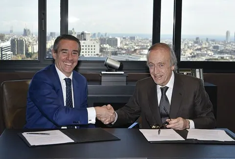 CaixaBank y la Federación Española del Vino renuevan su colaboración para promover la competitividad del…