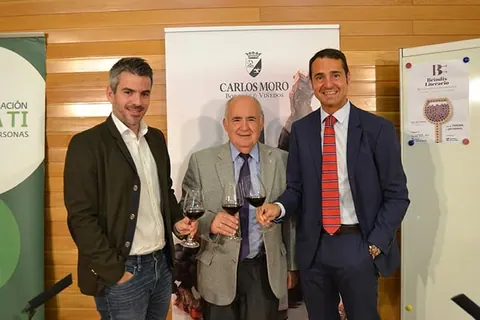 La Asociación IGUAL A TI y Bodega Carlos Moro presentan la tercera edición del ‘Brindis Literario’