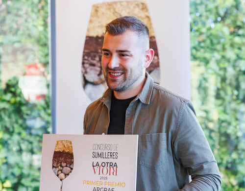 Iván Sánchez gana el premio ARGRAF al Mejor Sumiller de la Otra Rioja
