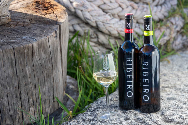 LA D O RIBEIRO SE ALZA CON 23 GALARDONES EN EL CONCURSO INTERNACIONAL BACCHUS 2026